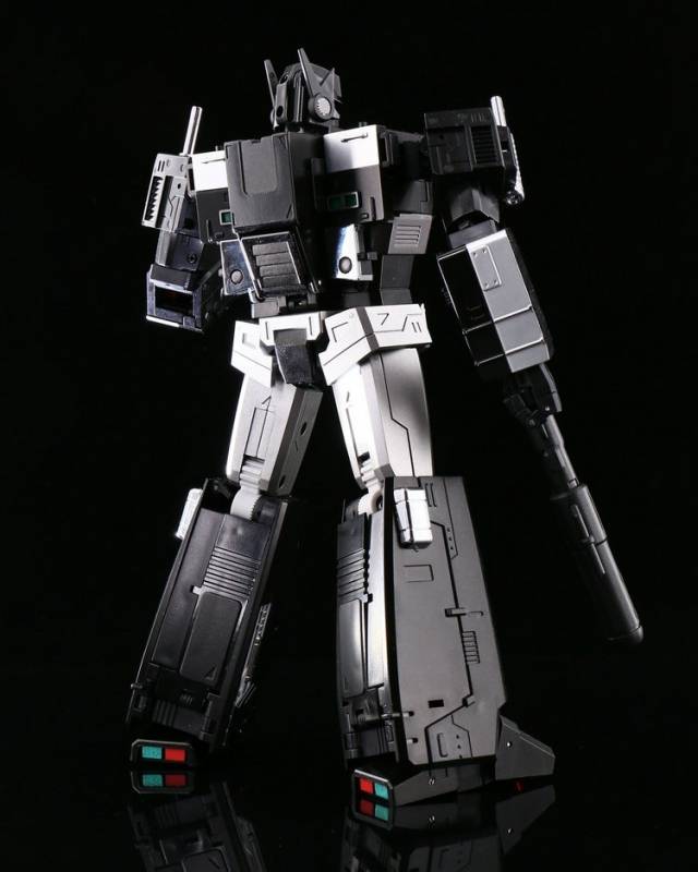 MS-01B LIGHT OF FREEDOM BLACK VERSION | MAGIC SQUARE