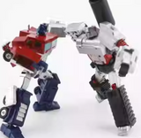 [ Clearance Sale] Generation Toy GT-05 Optimus Prime and Megatron Leaders Set