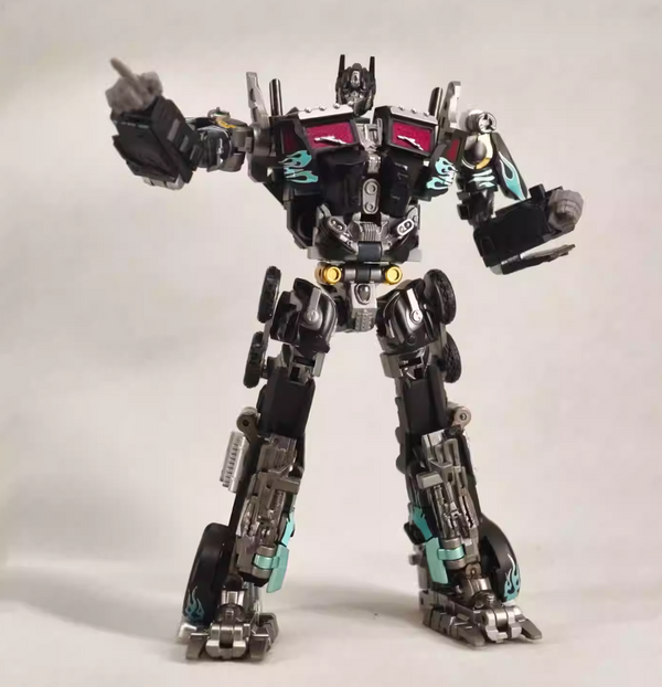 BaiLan Toys BLT01N Roadmaster Optimus Prime Black Version