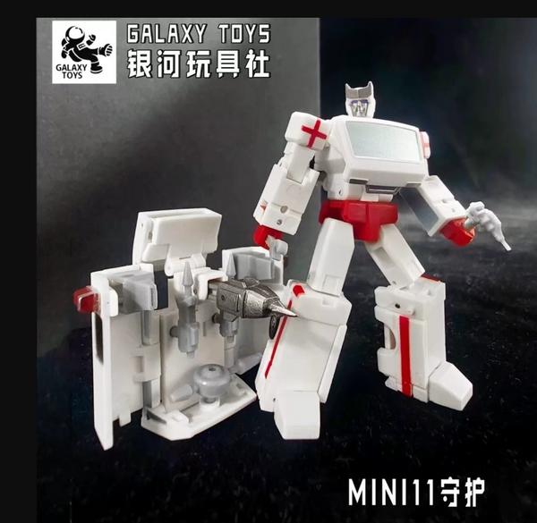 Galaxy Toys MINI11 Guardian Ratchet